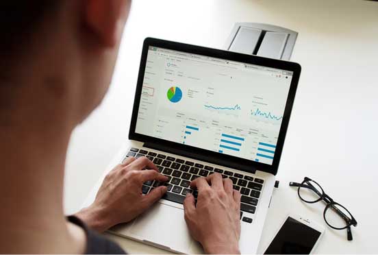 Manage your fundraising effectively with smart dashboards